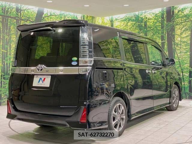 Toyota VOXY 2020-03 218469-15