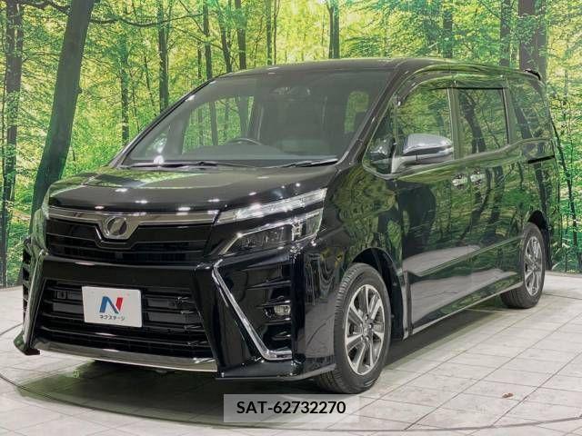 Toyota VOXY 2020-03 218469-14