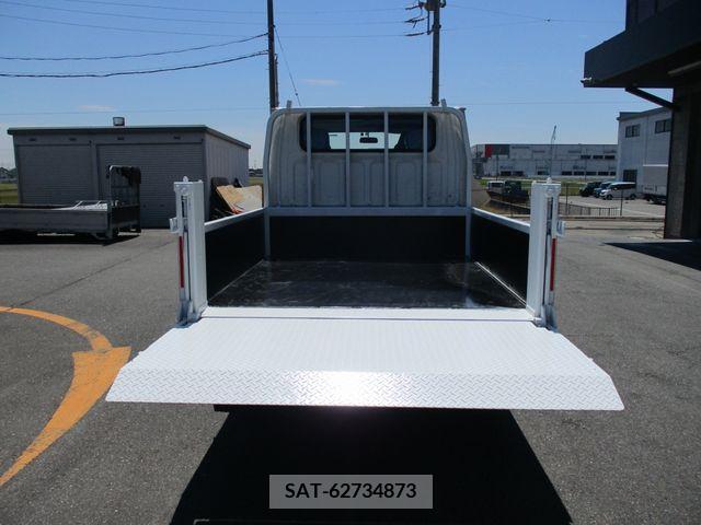 Mitsubishi CANTER 2017-03 263558-7