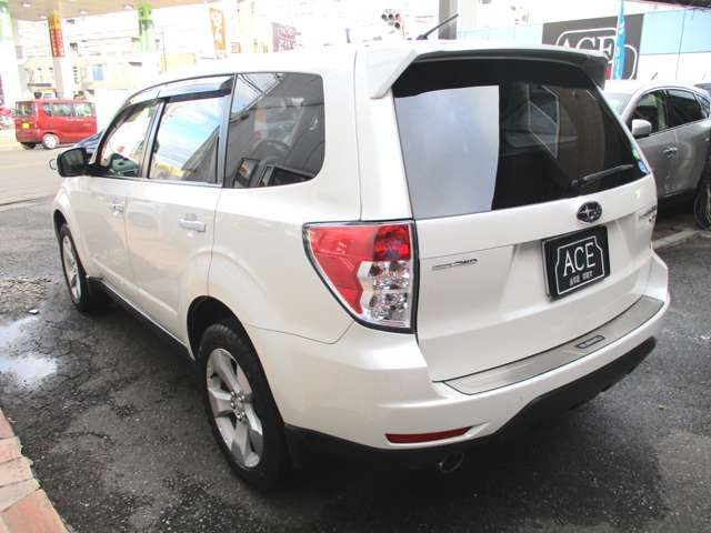 Subaru FORESTER 2012-01 195472-7