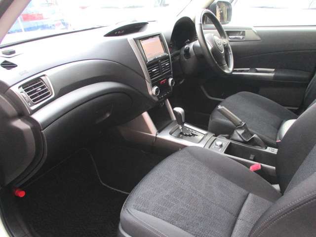 Subaru FORESTER 2012-01 195472-9