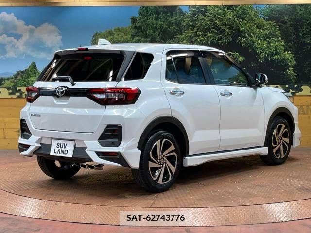 Toyota RAIZE 2023-06 388717-17
