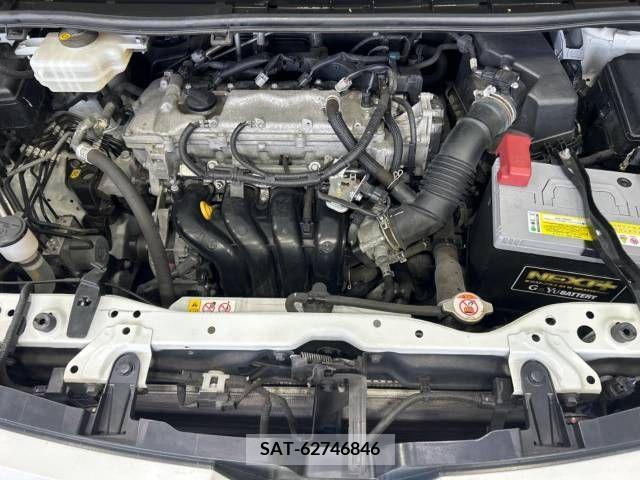 Toyota VOXY 2018-12 348689-19