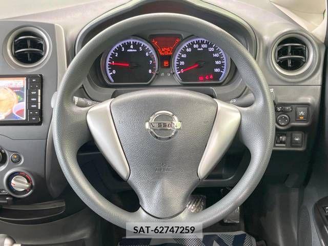 Nissan NOTE 2015-12 377094-11