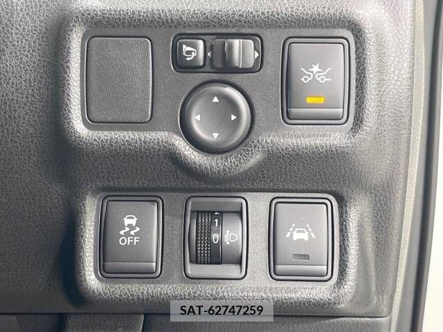 Nissan NOTE 2015-12 377094-7