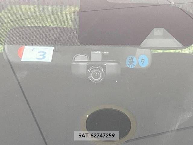 Nissan NOTE 2015-12 377094-5