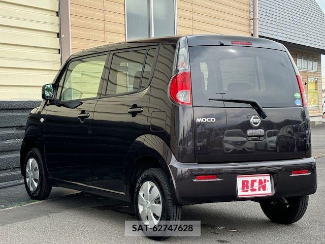 Nissan MOCO 2013-06 334507-8