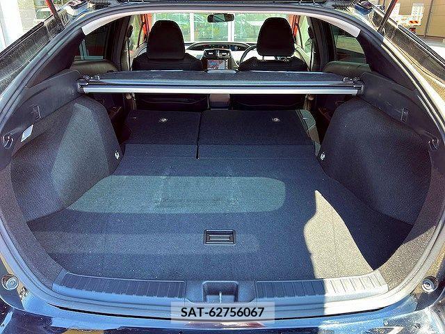 Toyota PRIUS 2020-02 366319-25