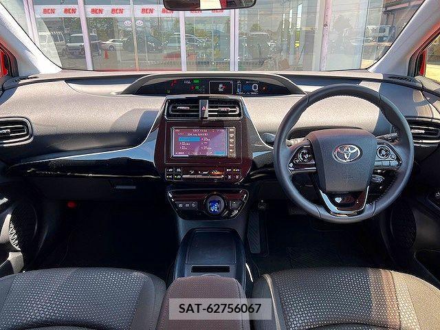 Toyota PRIUS 2020-02 366319-1
