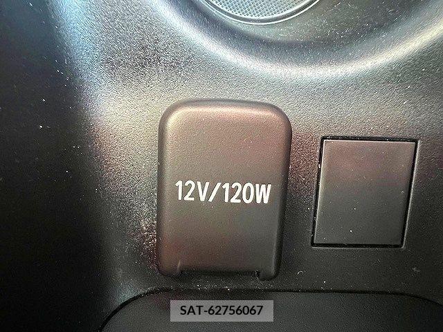 Toyota PRIUS 2020-02 366319-20