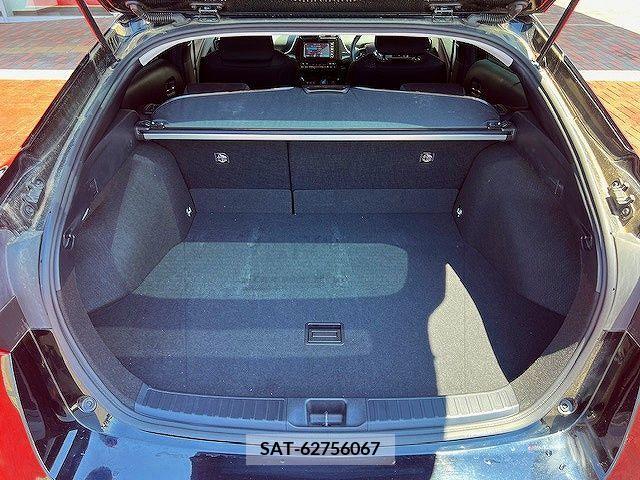 Toyota PRIUS 2020-02 366319-24