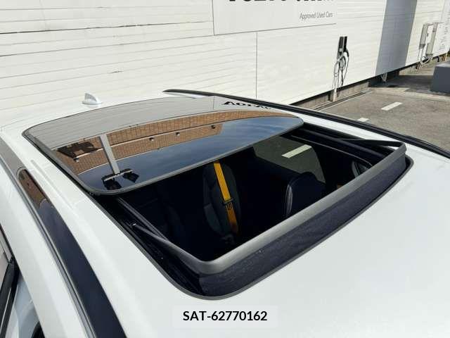 Volvo XC60 2021-11 333509-9