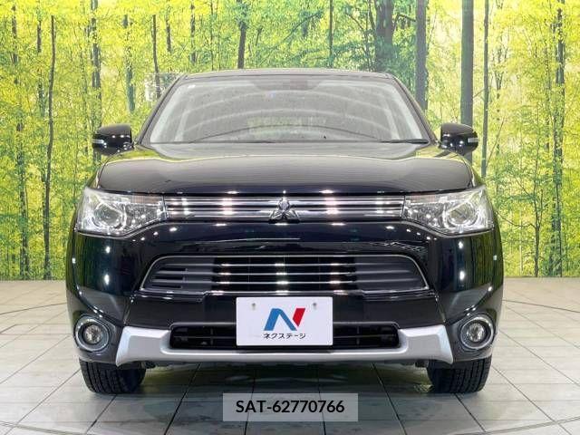 Mitsubishi OUTLANDER PHEV 2015-03 240973-13