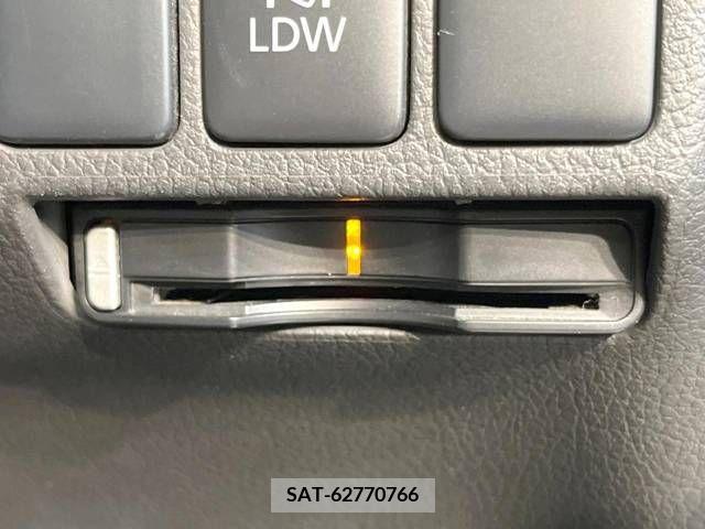Mitsubishi OUTLANDER PHEV 2015-03 240973-4