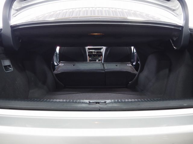 Lexus IS 2017-03 194185-10