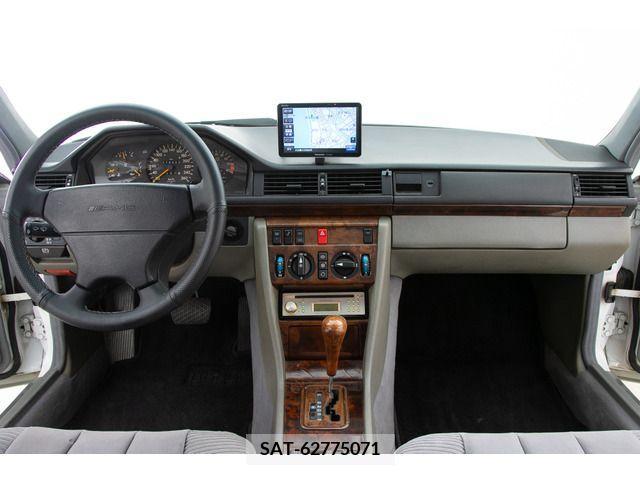 Mercedes Benz M-CLASS 1992-05 363317-1