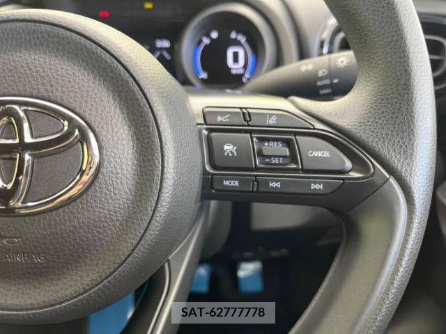Toyota YARIS 2023-06 395377-5