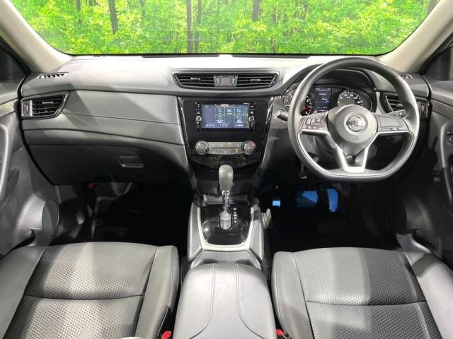 Nissan X-TRAIL 2019-04 27569-1