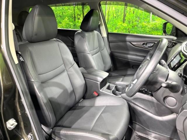 Nissan X-TRAIL 2019-04 27569-7