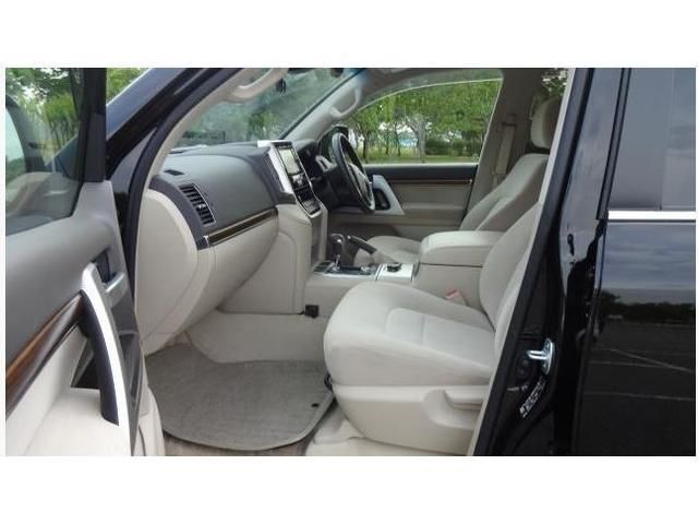 Toyota LAND CRUISER 2018-01 15318-8