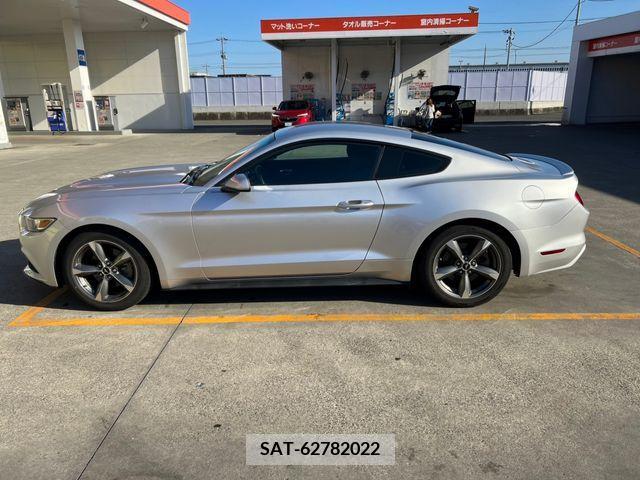 Ford MUSTANG 2020-07 221204-2