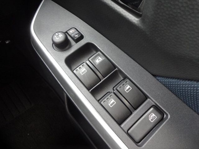 Toyota ROOMY 2021-03 196388-16