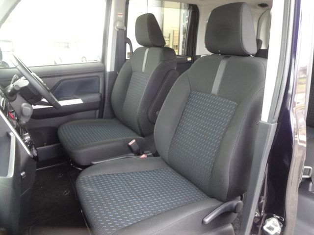 Toyota ROOMY 2021-03 196388-8