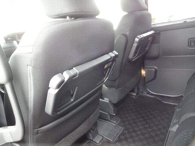 Toyota ROOMY 2021-03 196388-12