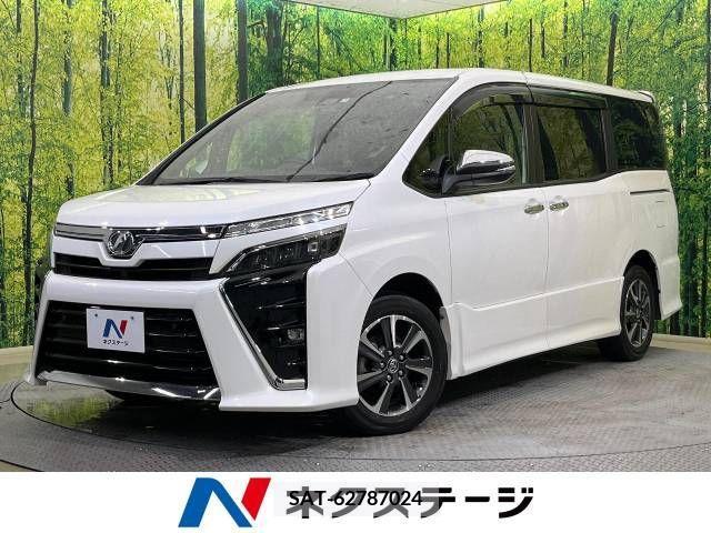 Toyota VOXY 2019-05 332426-0