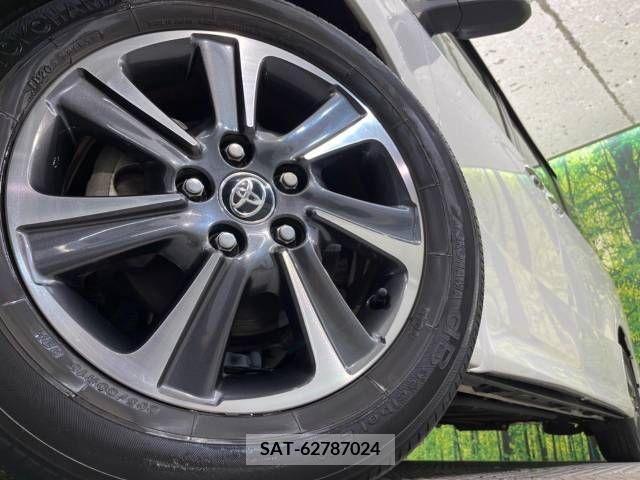 Toyota VOXY 2019-05 332426-14
