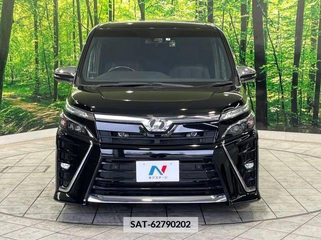 Toyota VOXY 2019-08 351127-15