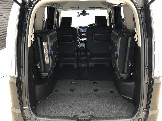 Nissan SERENA 2015-02 21883-19