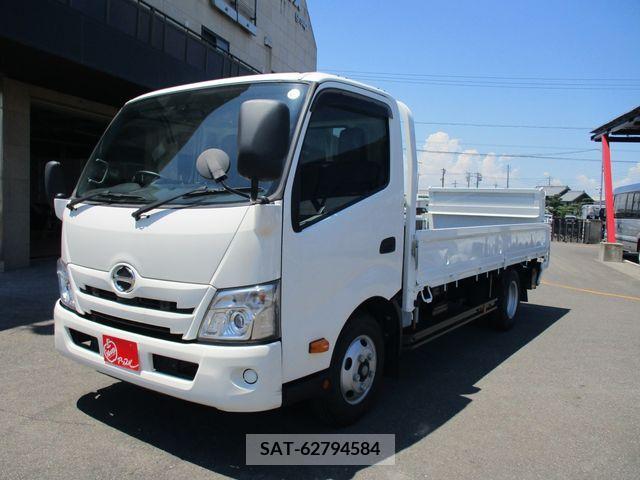 Hino DUTRO 2020-10 200743-1