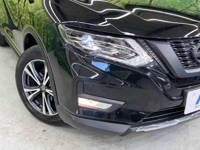 Nissan X-TRAIL 2018-03 186222-12
