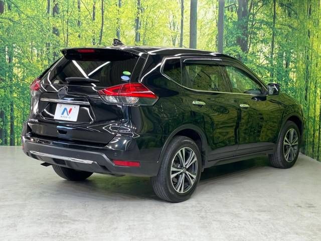 Nissan X-TRAIL 2018-03 186222-17
