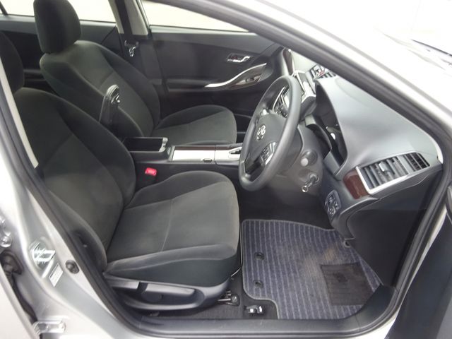 Toyota PREMIO 2019-03 25028-3