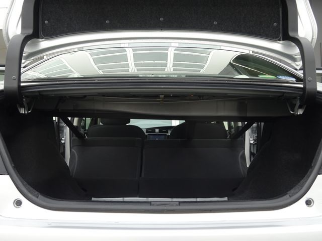 Toyota PREMIO 2019-03 25028-15