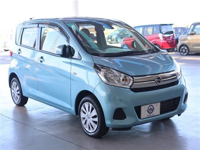 Nissan DAYZ 2018-10 195555-2
