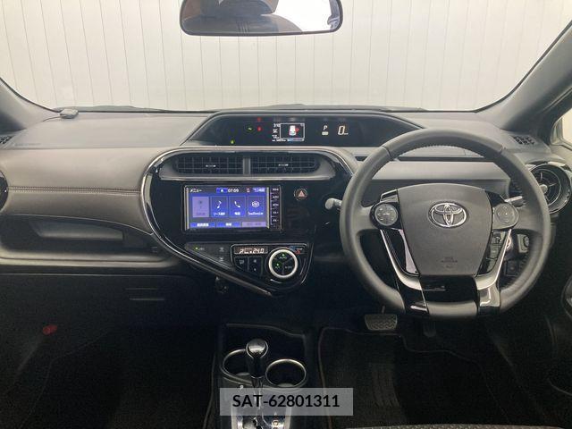 Toyota AQUA 2019-10 337253-25