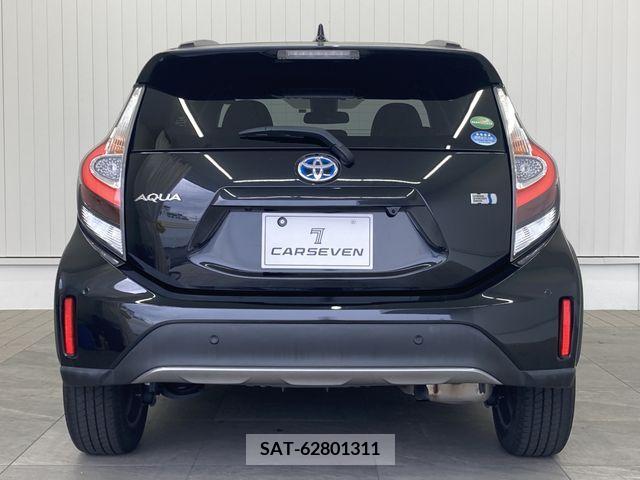 Toyota AQUA 2019-10 337253-3