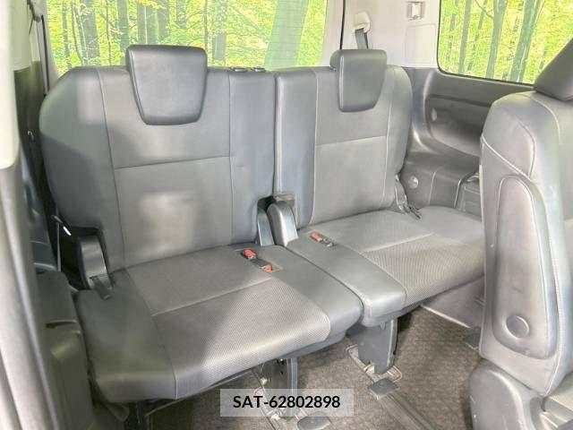 Toyota ESQUIRE 2015-01 328777-10