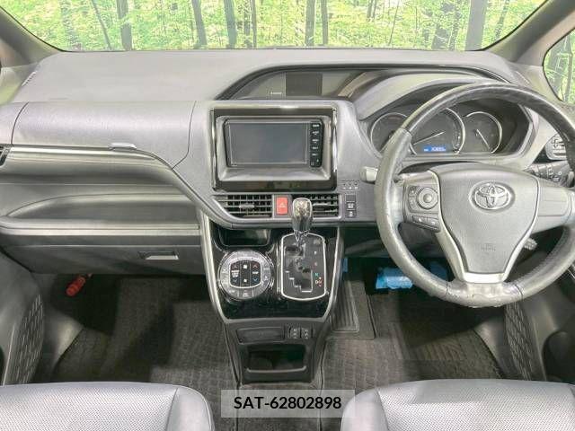 Toyota ESQUIRE 2015-01 328777-1