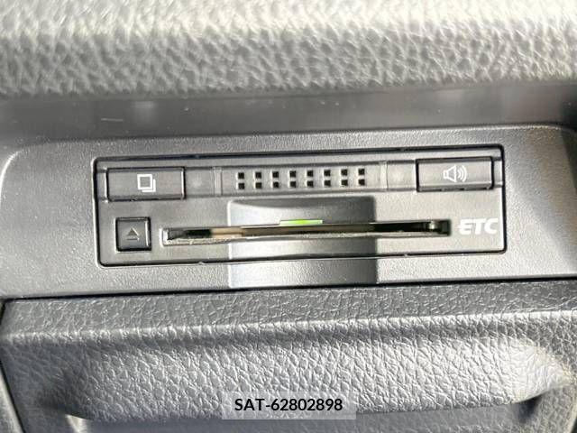 Toyota ESQUIRE 2015-01 328777-7