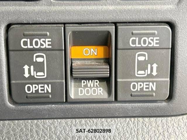 Toyota ESQUIRE 2015-01 328777-4