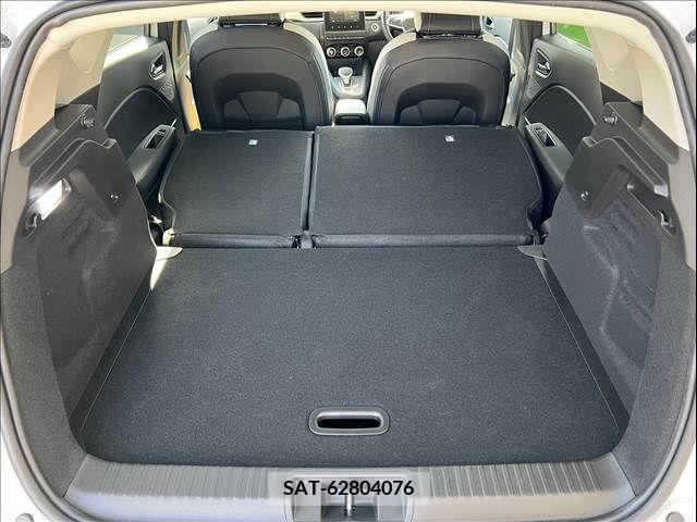 Renault CAPTUR 2021-03 210098-17