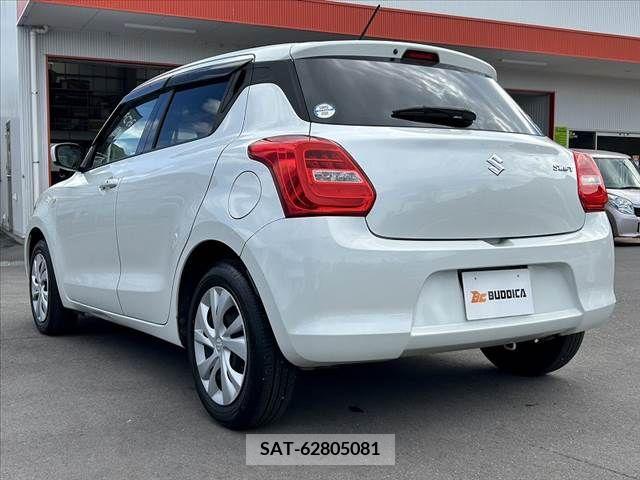 Suzuki SWIFT 2019-04 335609-12