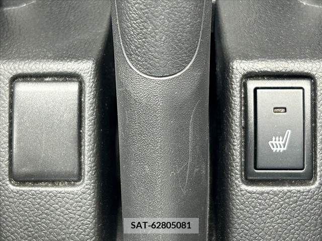Suzuki SWIFT 2019-04 335609-6