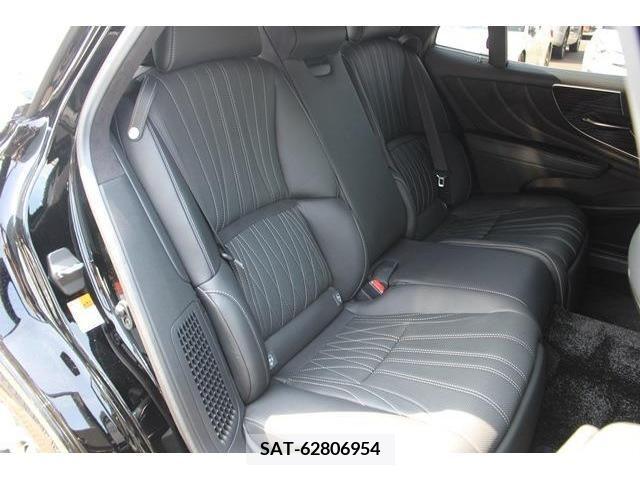 Lexus LS 2017-11 354138-14