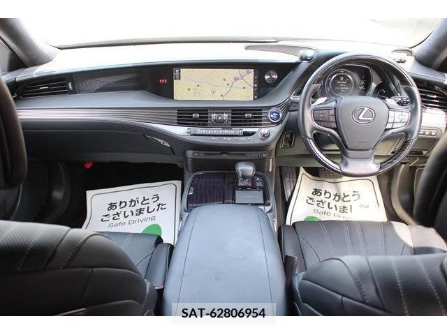 Lexus LS 2017-11 354138-15