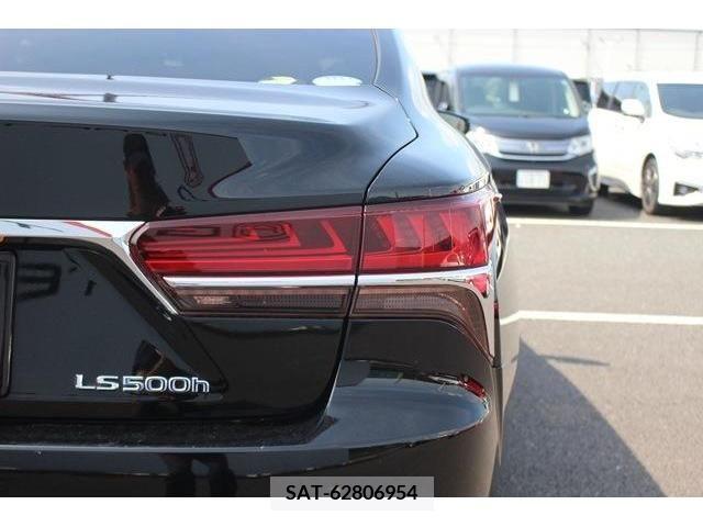 Lexus LS 2017-11 354138-11